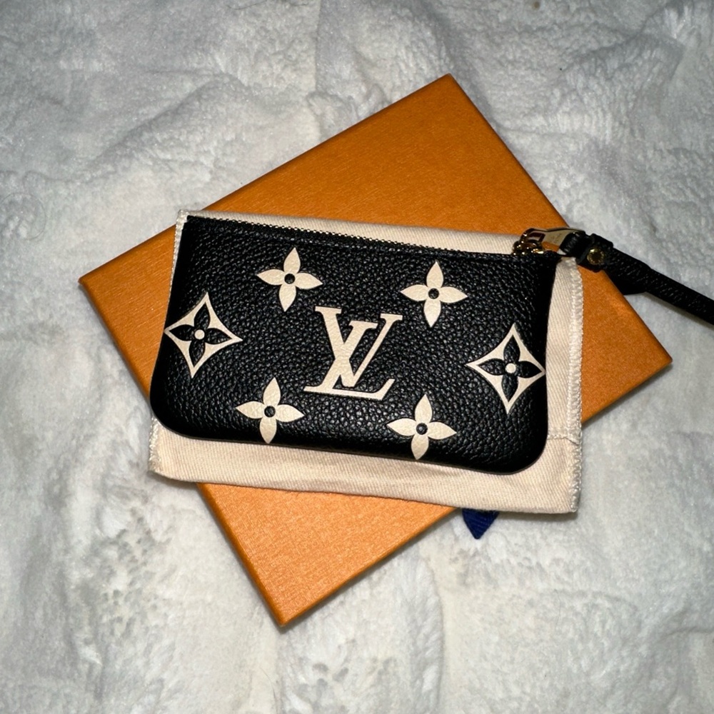 Louis Vuitton monogram key pouch